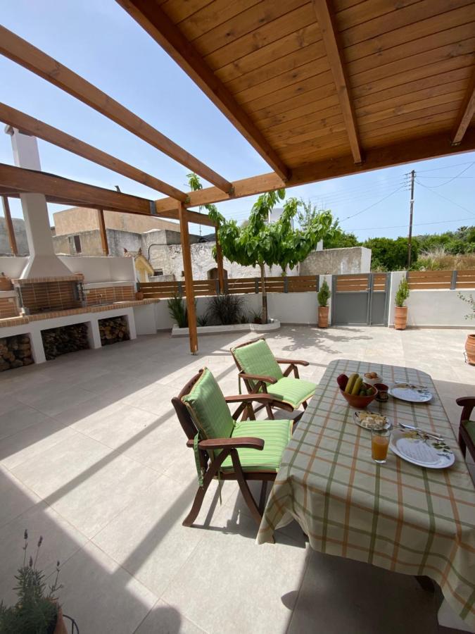 Villa Avli House Vóroi Extérieur photo